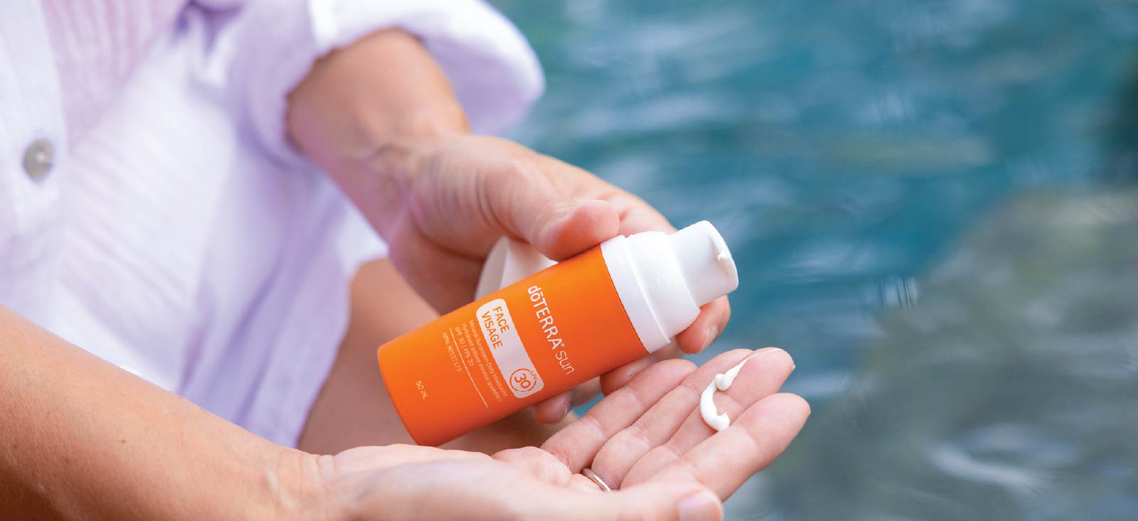 doTERRA sun Face Mineral Sunscreen Daily Moisturizer NHP